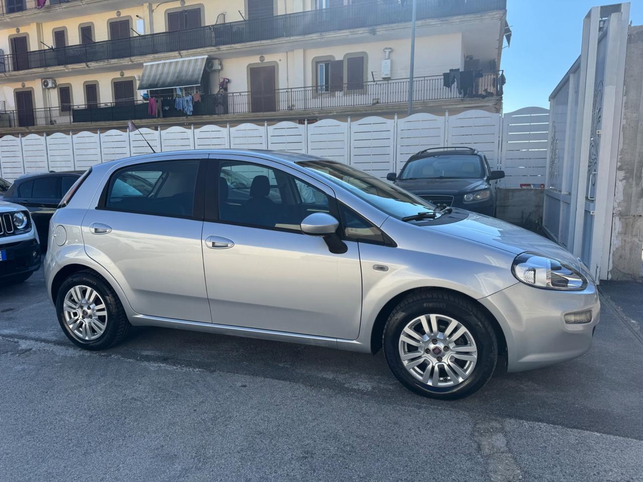 Fiat Punto 1.3 DIESEL 75CV Lounge 31/12/2013