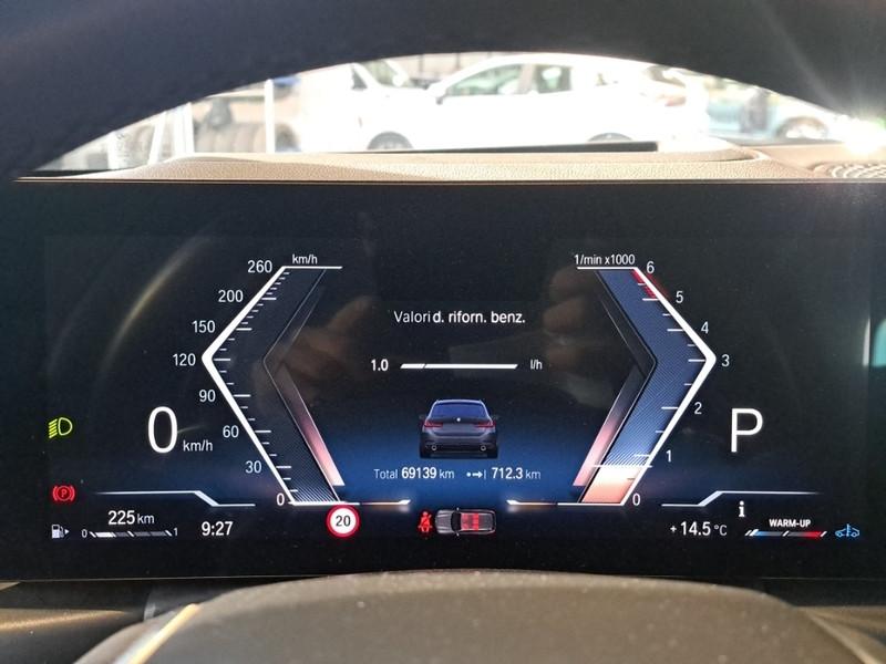 BMW 318 48V Business Advantage Touring auto