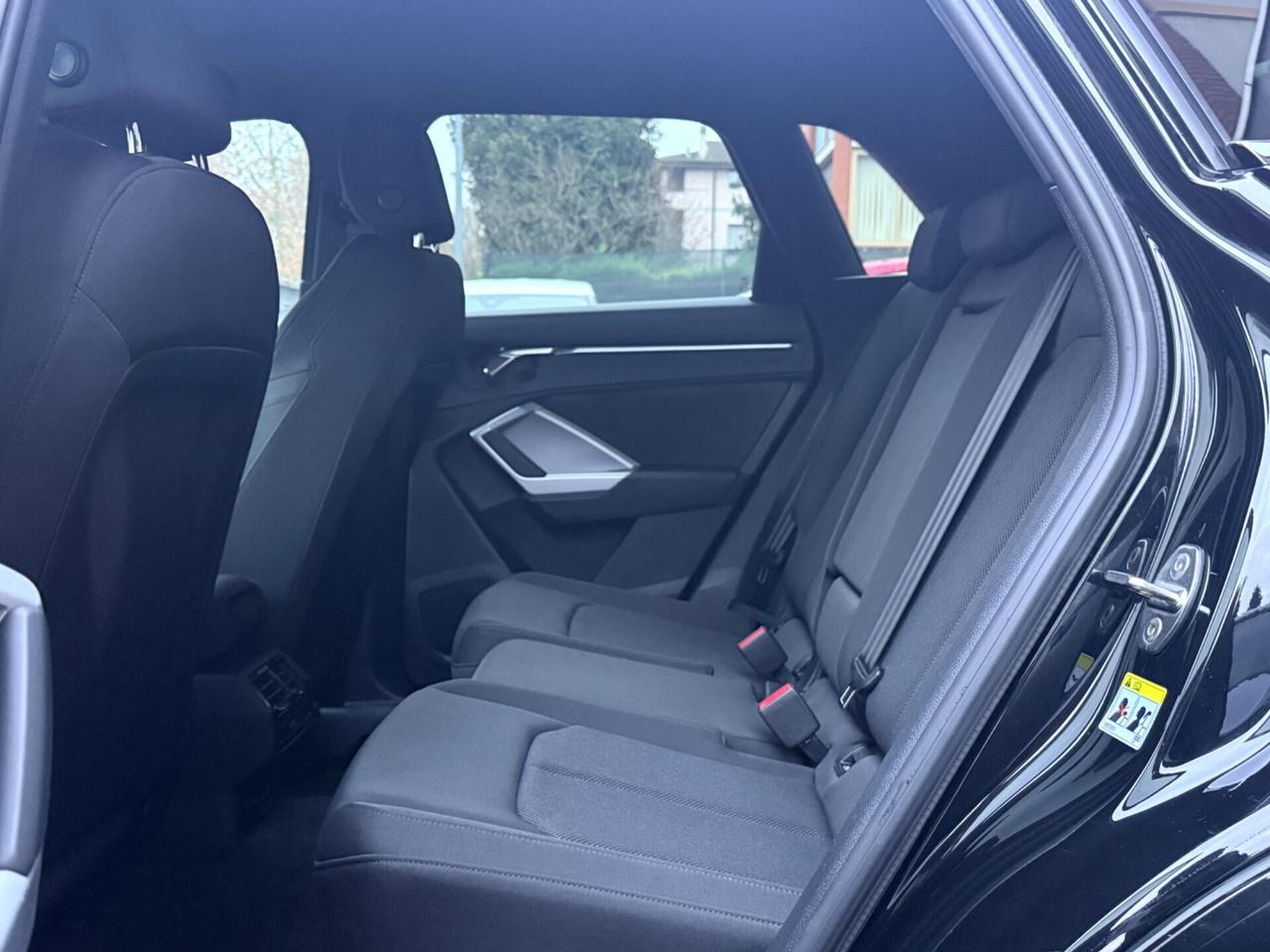 Audi Q3 SPB 45 TFSI e S tronic line edition