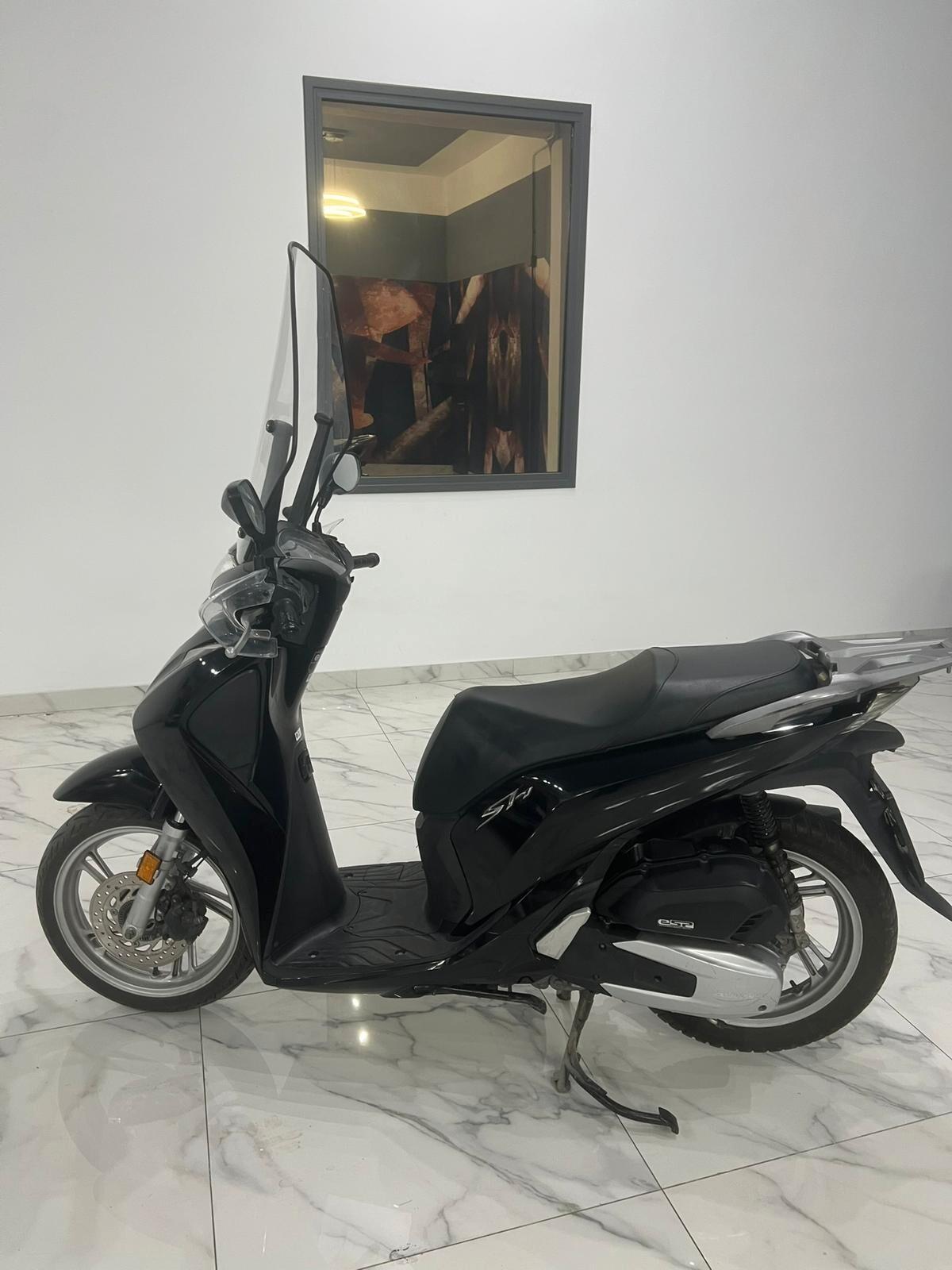 Honda SH 150i ABS (2017) – LED – Smart Key