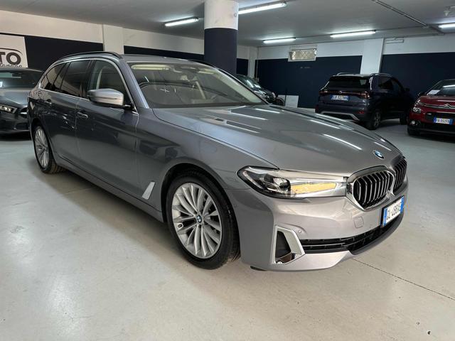 BMW 520 d 48V xDrive Touring Luxury LINE
