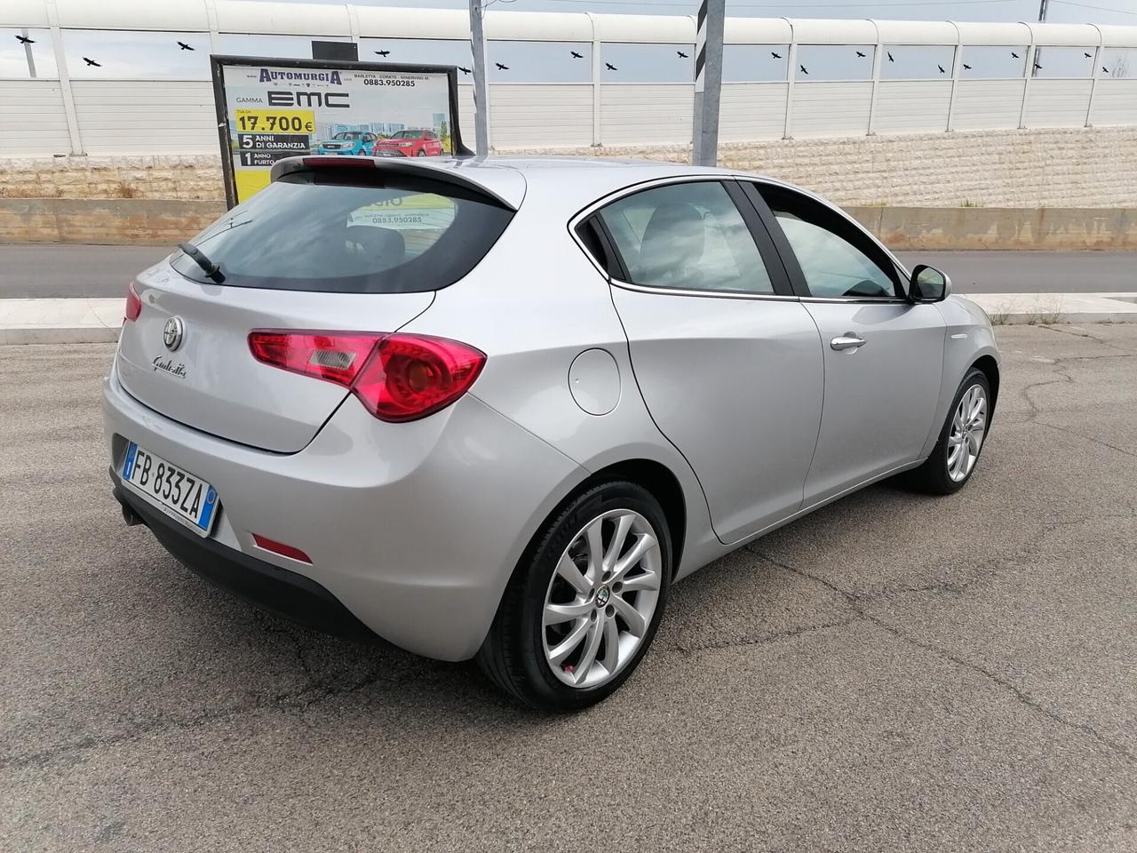 Alfa Romeo Giulietta 1.6 JTDm-2 120 CV Distinctive