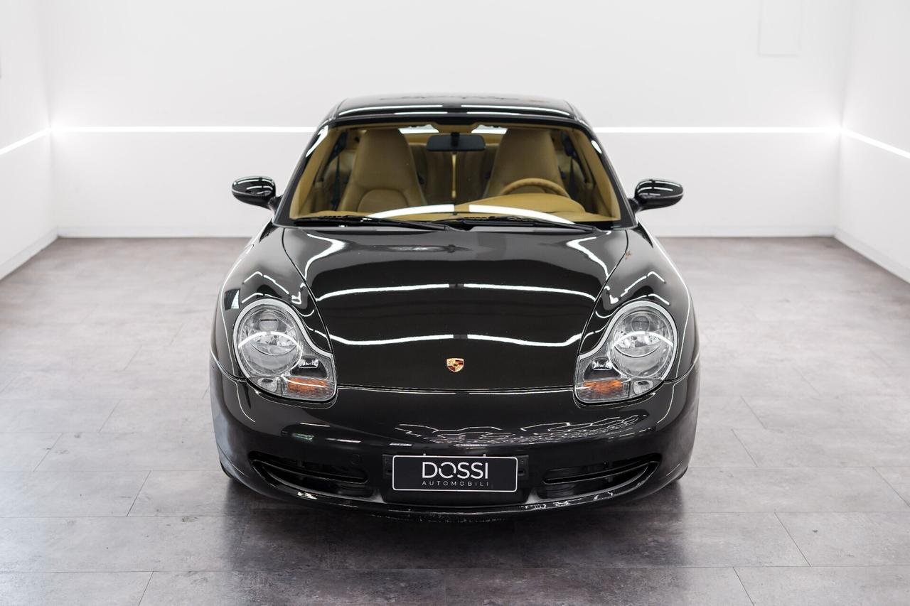 Porsche 911 Carrera 2 Coupé