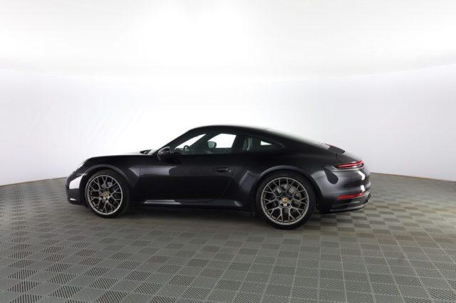 PORSCHE 911 911 Carrera 4