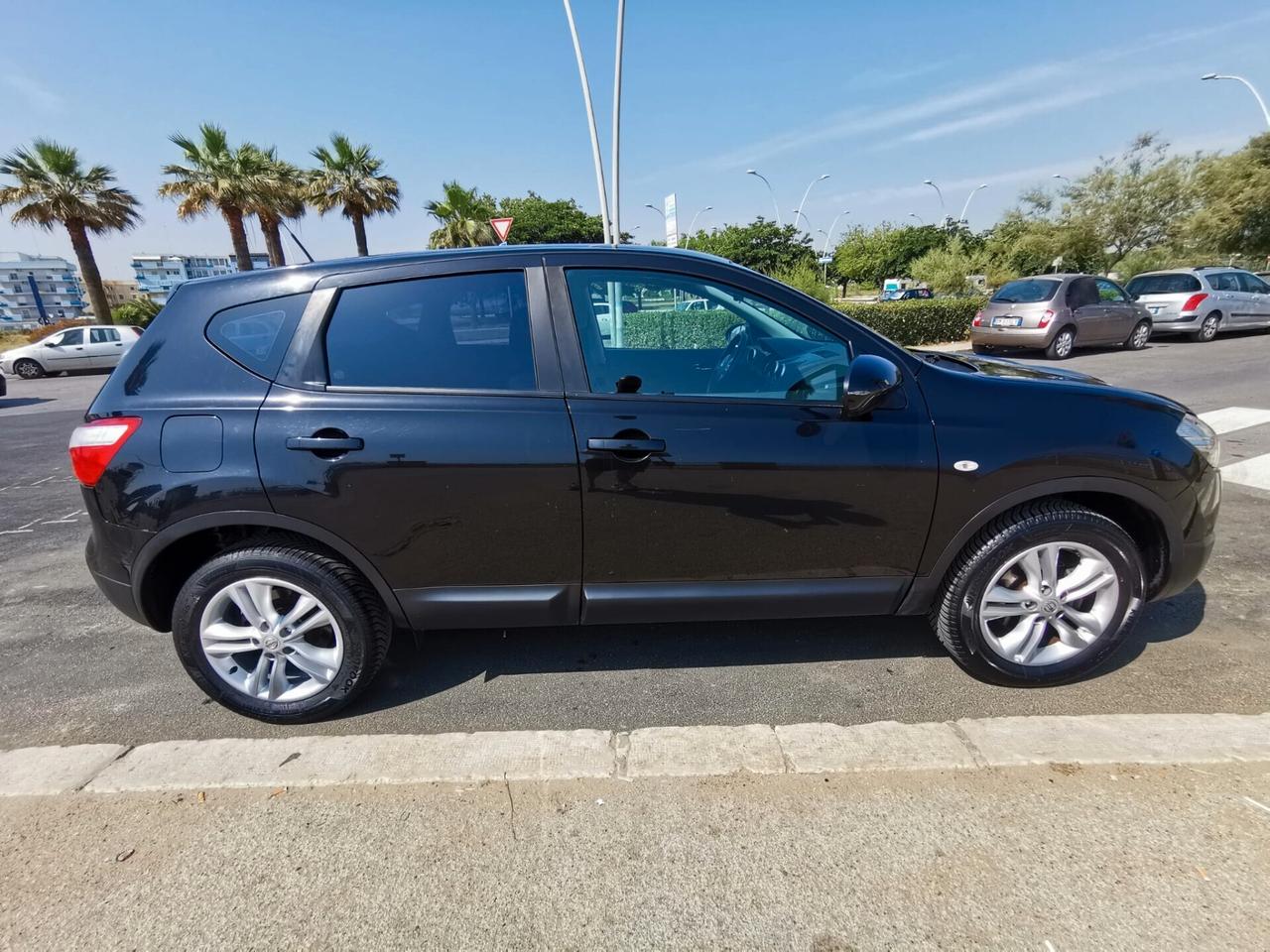 Nissan Qashqai 1.5 dCi DPF Tekna 2011