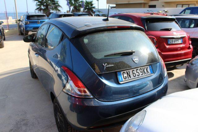 LANCIA Ypsilon 1.0 FireFly 5 porte S&S Hybrid Silver