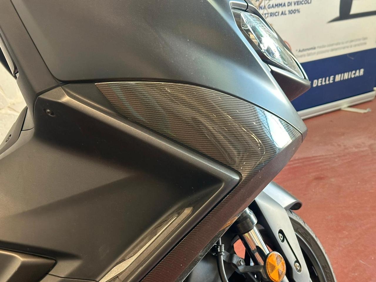 YAMAHA T-Max 560