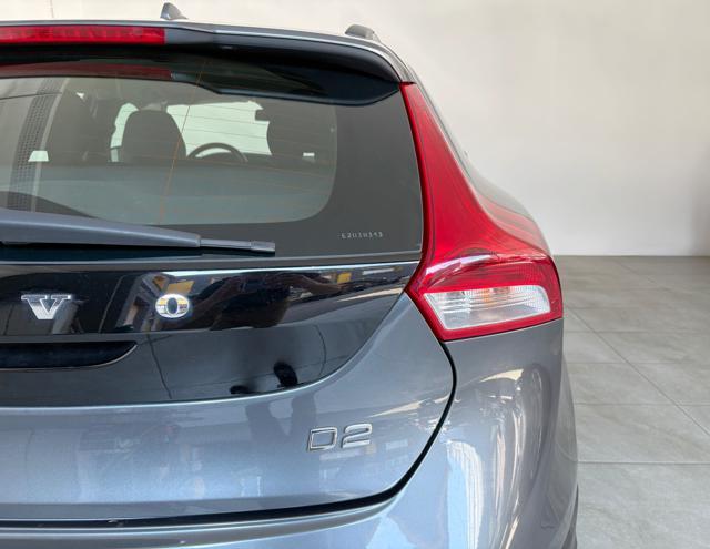 VOLVO V40 Cross Country D2 1.6 Summum