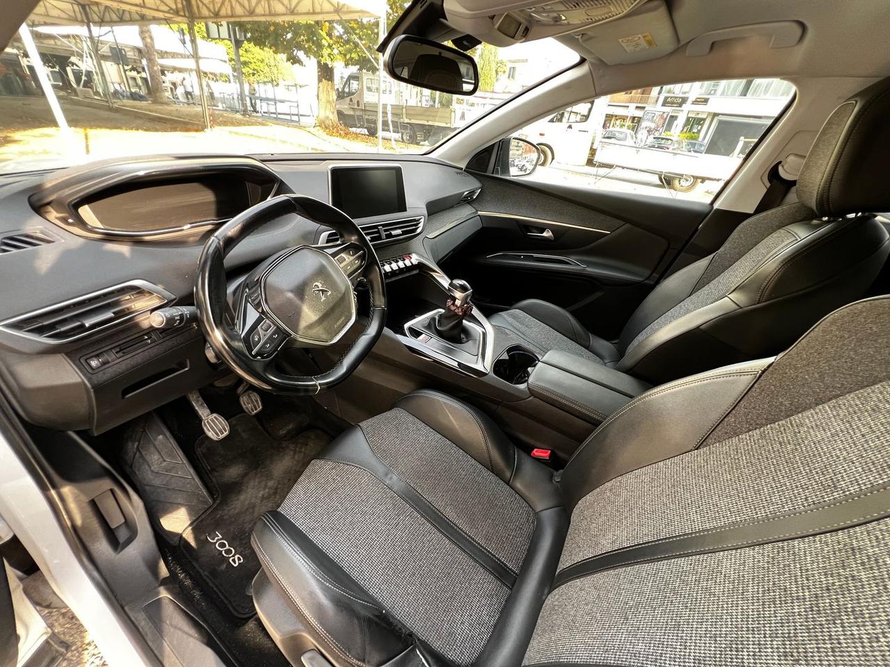 Peugeot 3008 Allure 1.5 Blue H #50577