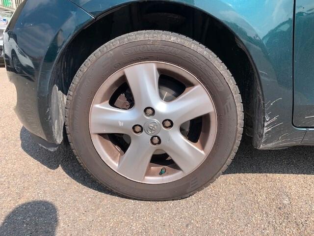 Toyota Yaris 1.0 Manuale NEOPATENTATI