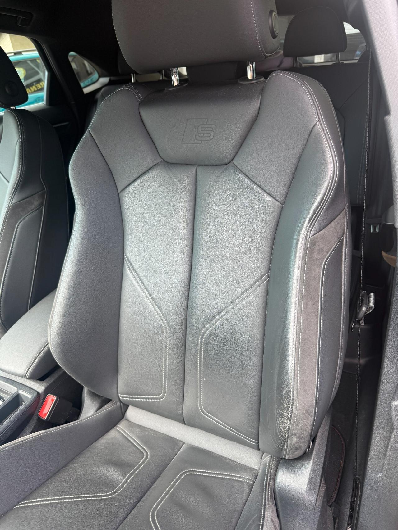 Audi Q3 45 TFSI e S tronic line edition