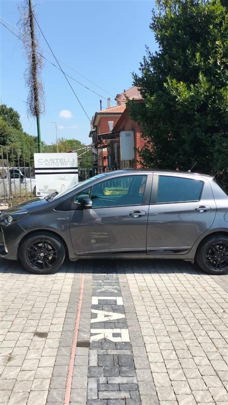 Toyota Yaris 1.5 Hybrid 5 porte Active