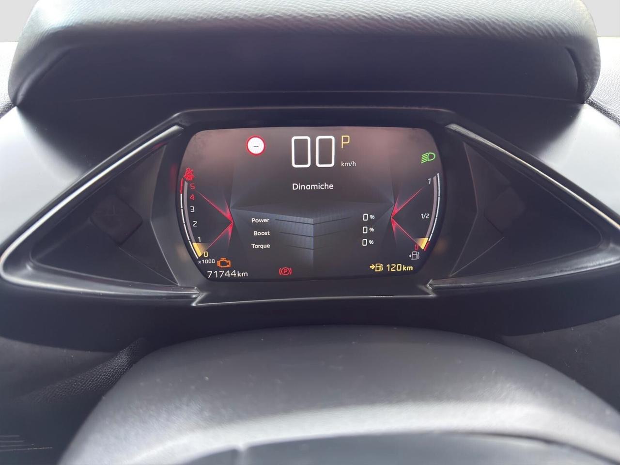 Ds DS3 3 Crossback BlueHDi 130 aut. Performance Line 2022