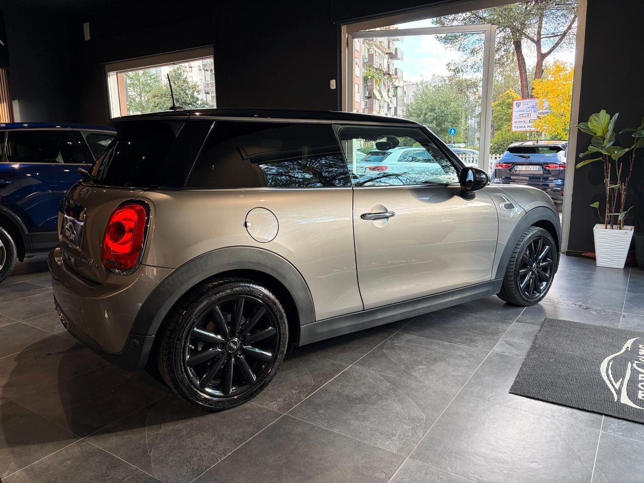 Mini 1.5 Cooper D Business