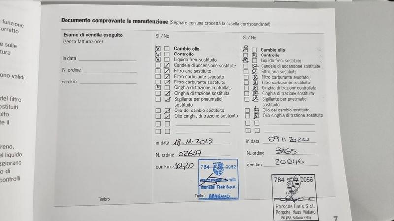 Porsche 911 911 3.0 Carrera 4 Coupé