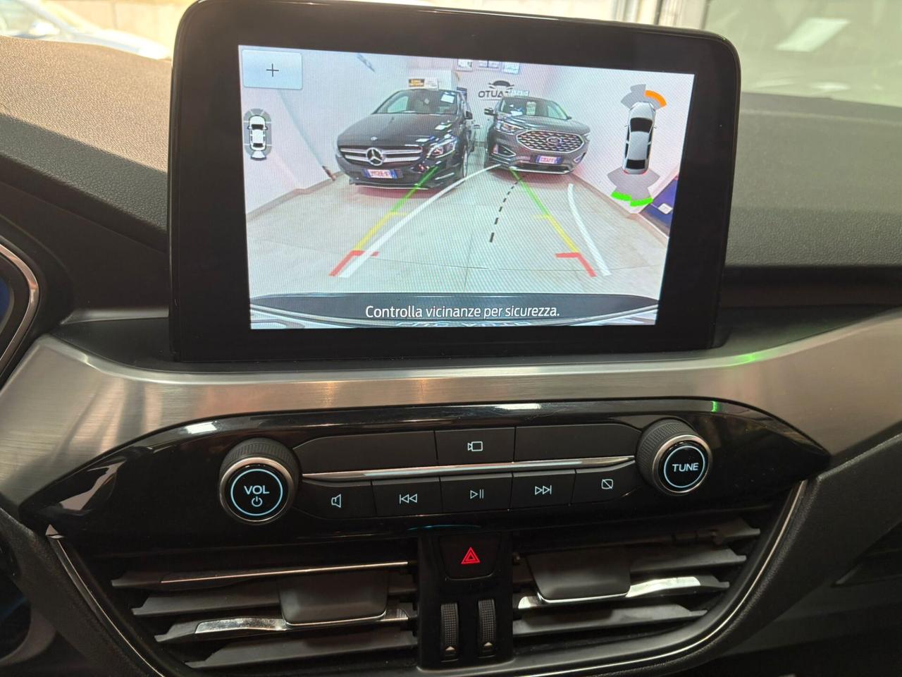 Ford Kuga 1.5 EcoBlue 120 CV aut. 2WD Titanium Business