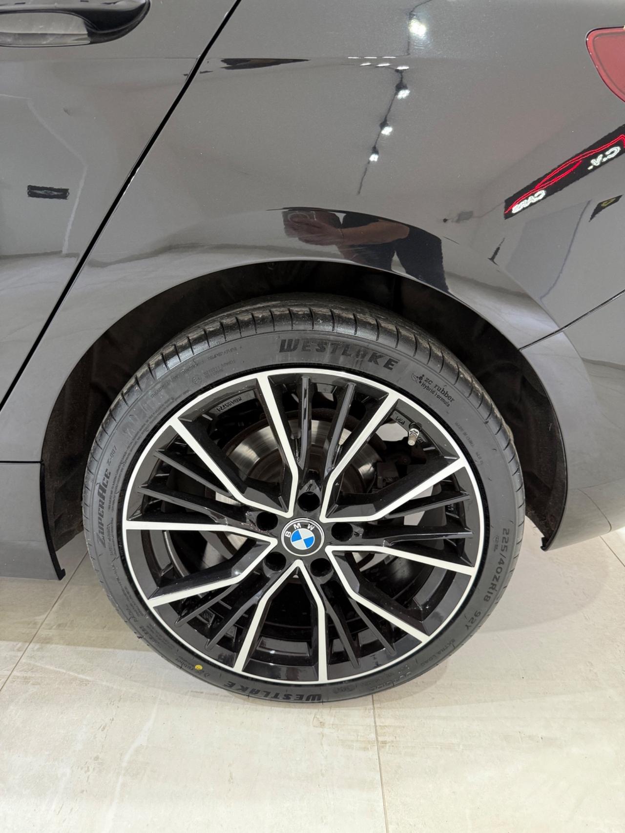 Bmw 116 116d SPORT 5p. TOTAL BLACK FARI E STOP FULL LED