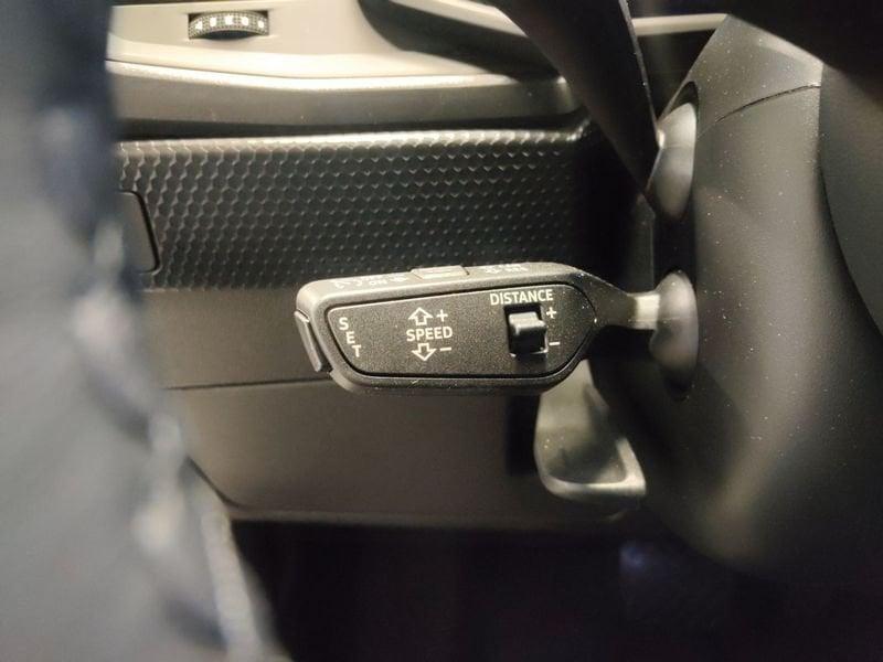 Audi A1 A1 allstreet 30 1.0 tfsi Identity Contrast 116cv s tronic