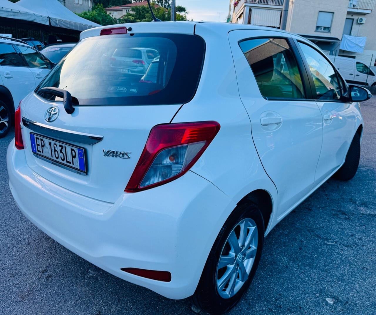 Toyota Yaris 1.0 5 porte Lounge OK NEOPATENTATI !!!