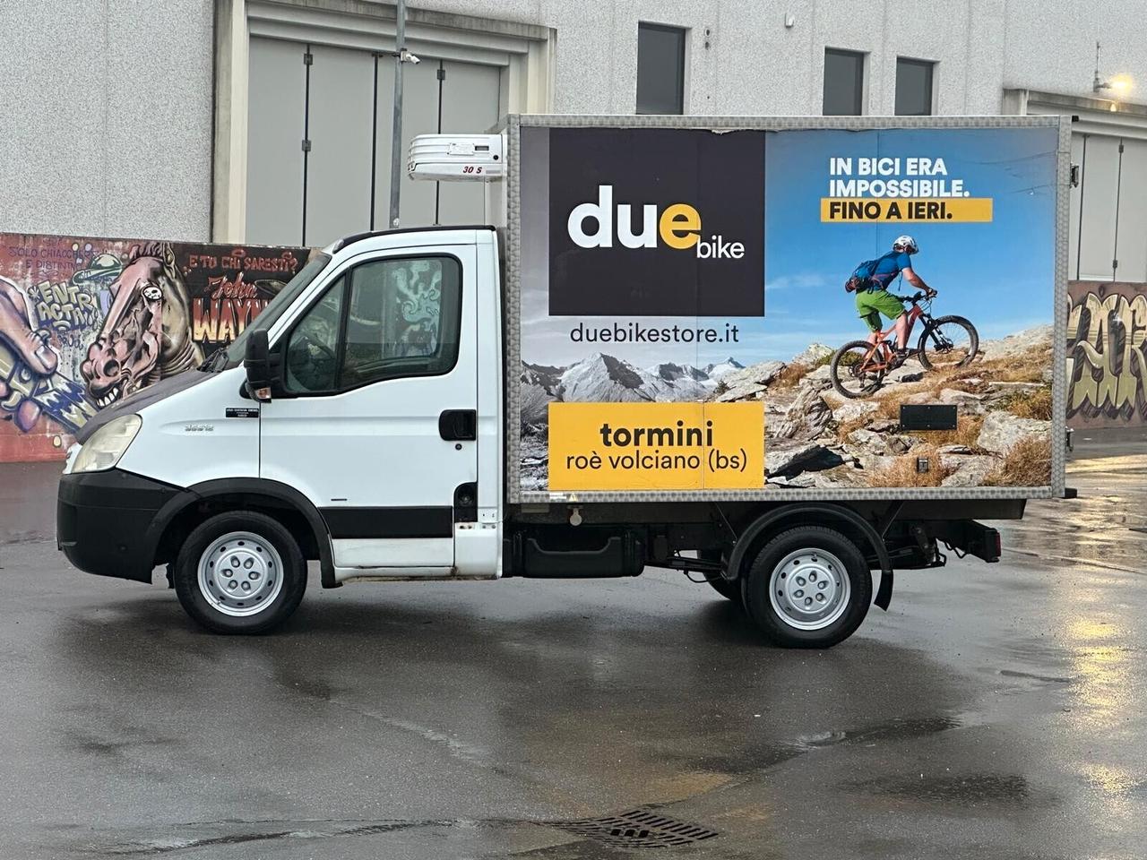 IVECO DAILY CON FRIGO