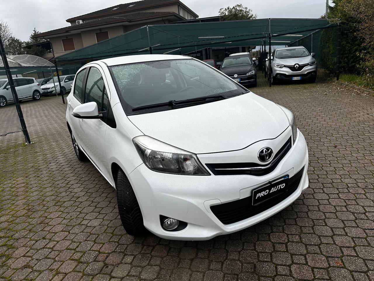 Toyota Yaris 1.4 D-4D 5 porte Lounge