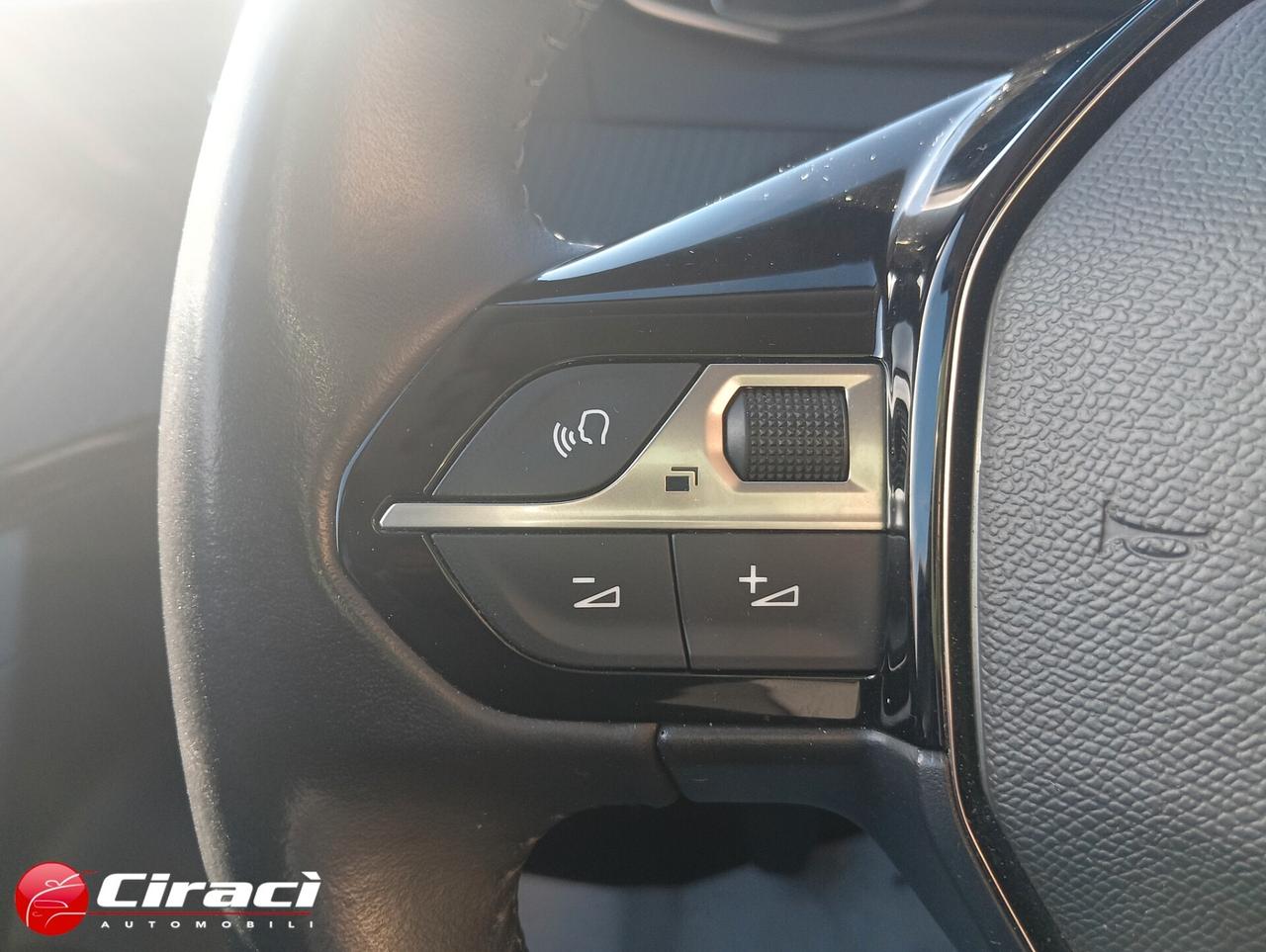 Peugeot 2008 BlueHDi 110 Allure