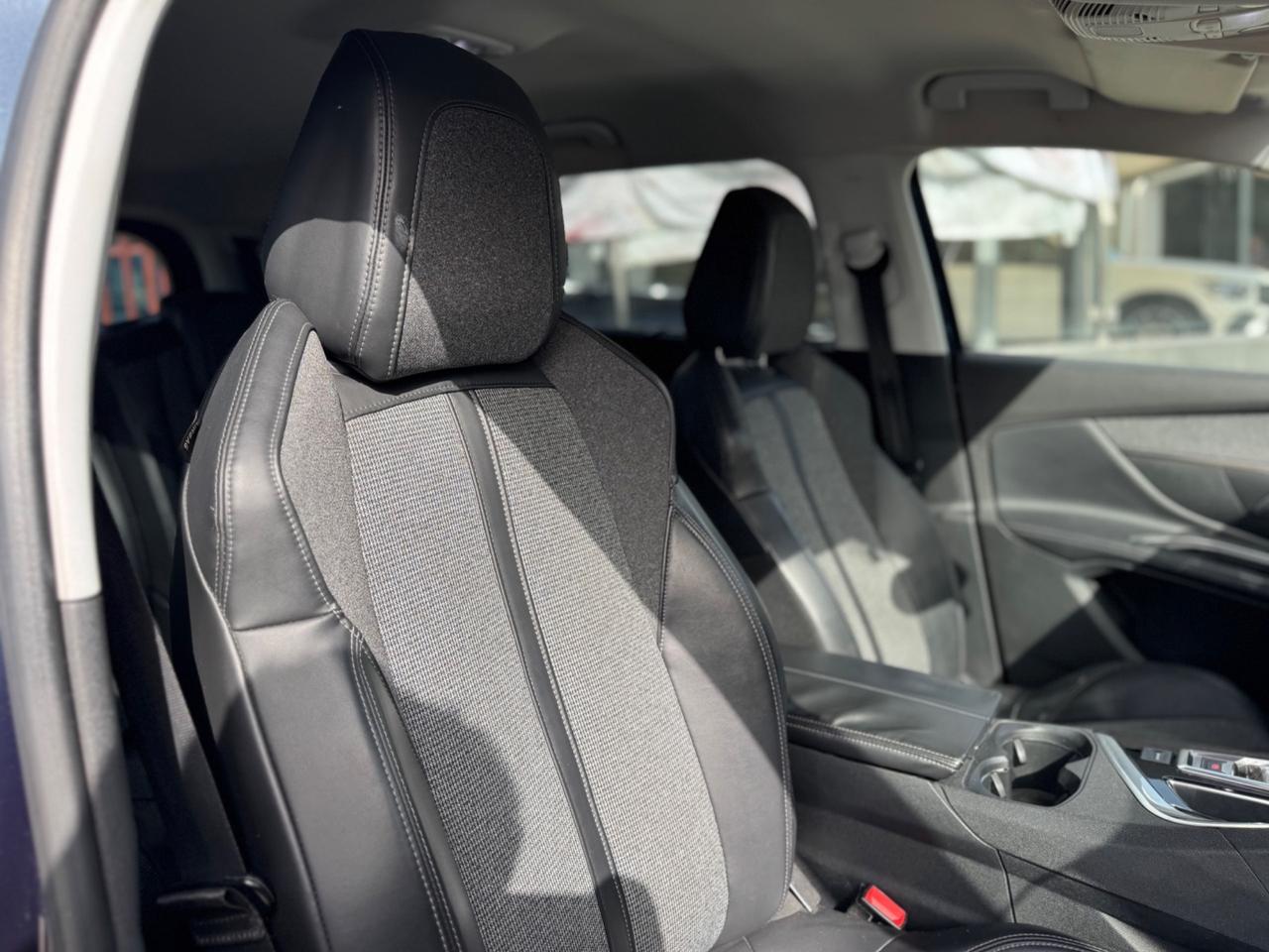 PEUGEOT 5008 1.6 BLUEHDI 120 CV EAT6 ALLURE 7 POSTI