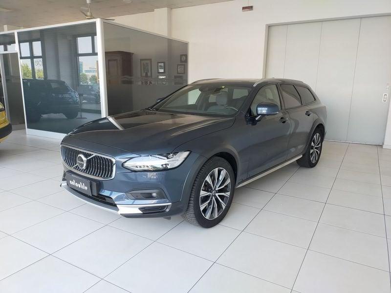 Volvo V90 Cross Country B4 (d) AWD Geatronic Business Pro Line
