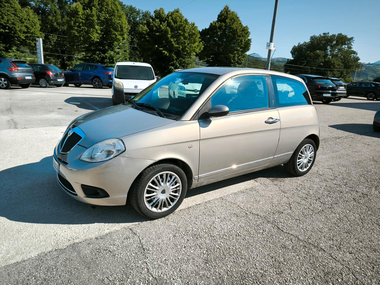 Lancia Ypsilon 1.2 Argento
