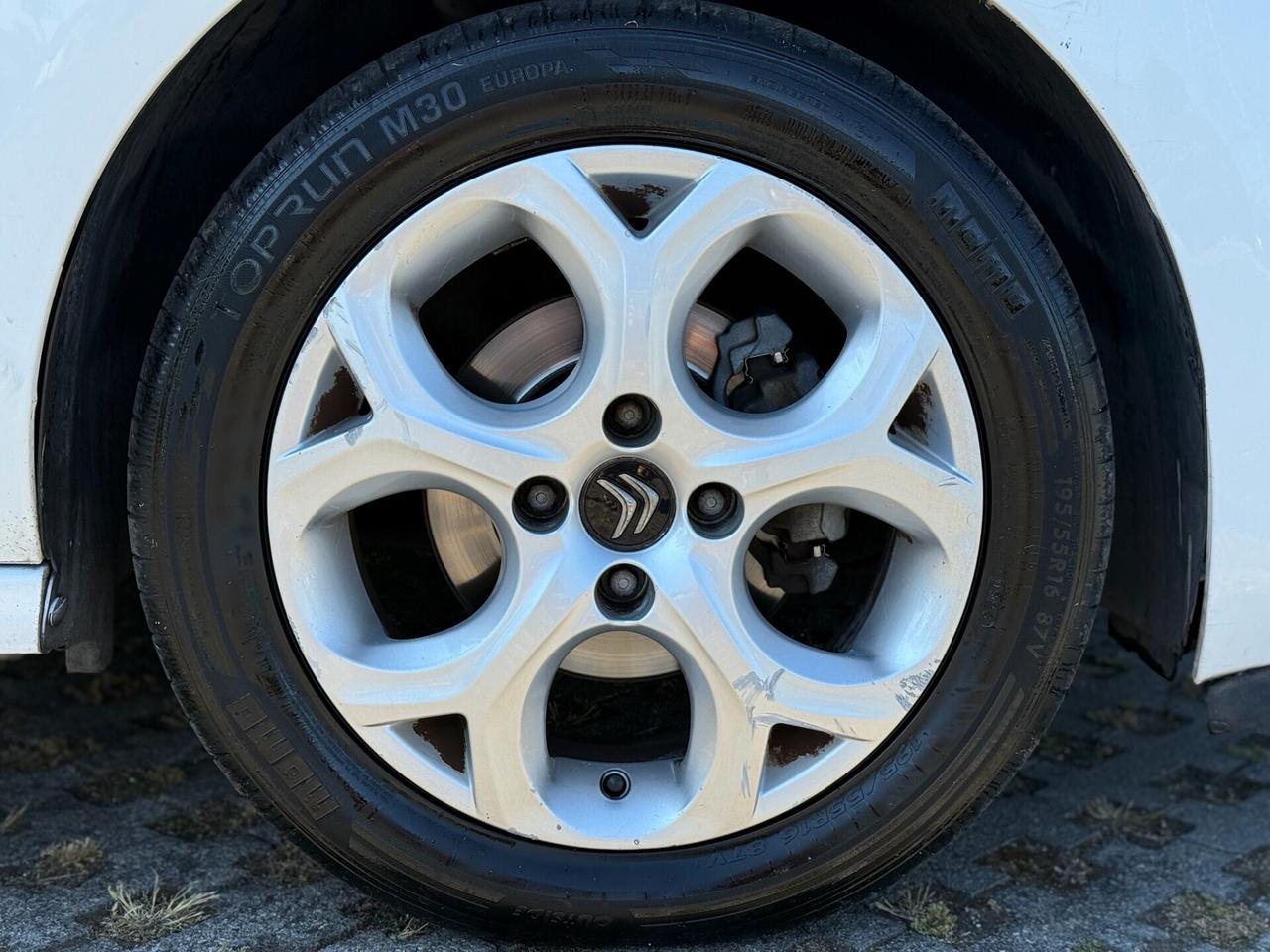 CITROËN C3 2016 1.6 BlueHDi 75cv Exclusive