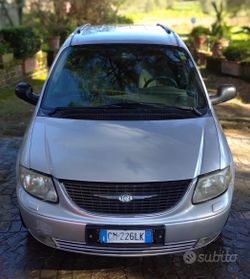 CHRYSLER VOYAGER 2.5 TDI VM 7 POSTI MANUALE 2004