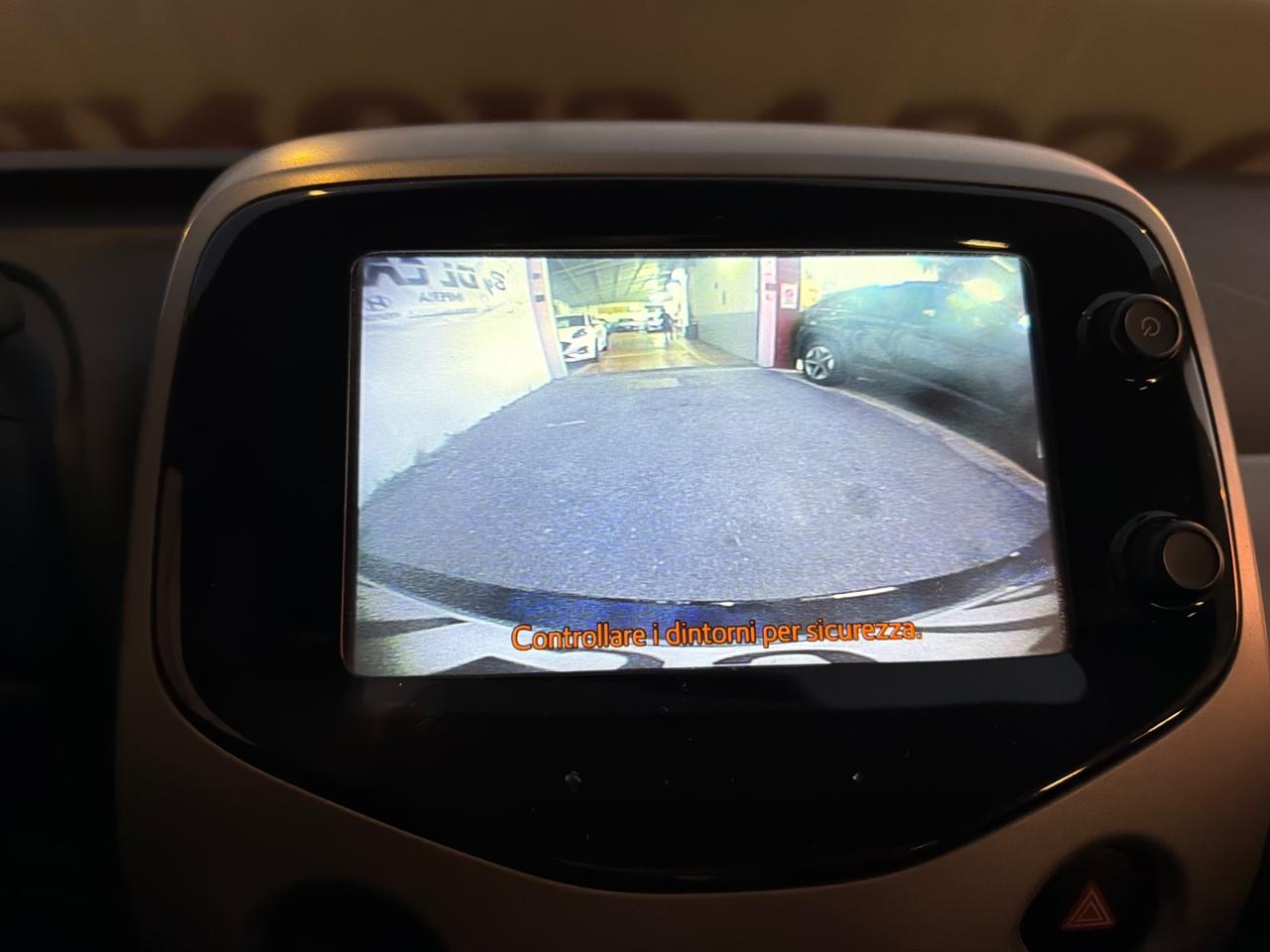 Toyota Aygo 1.0 VVT-i 69 CV 5 porte x-wave