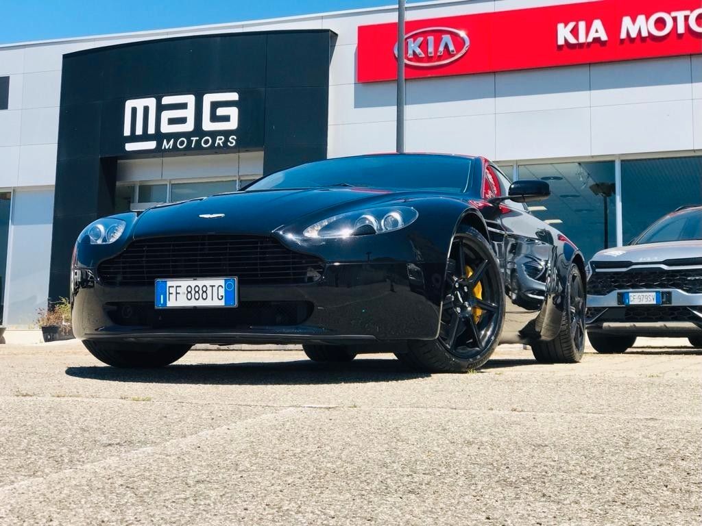 Aston Martin V8 Vantage V8 Vantage Coupé Sportshift