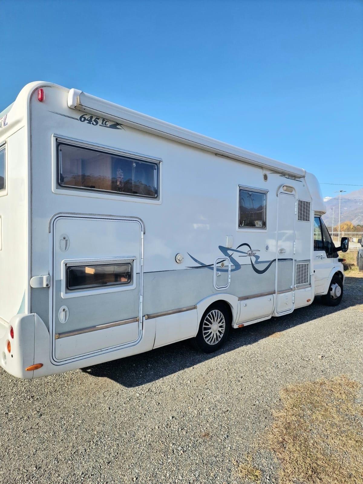 Rimor sailor semi integrale del 2006 in saldo 840