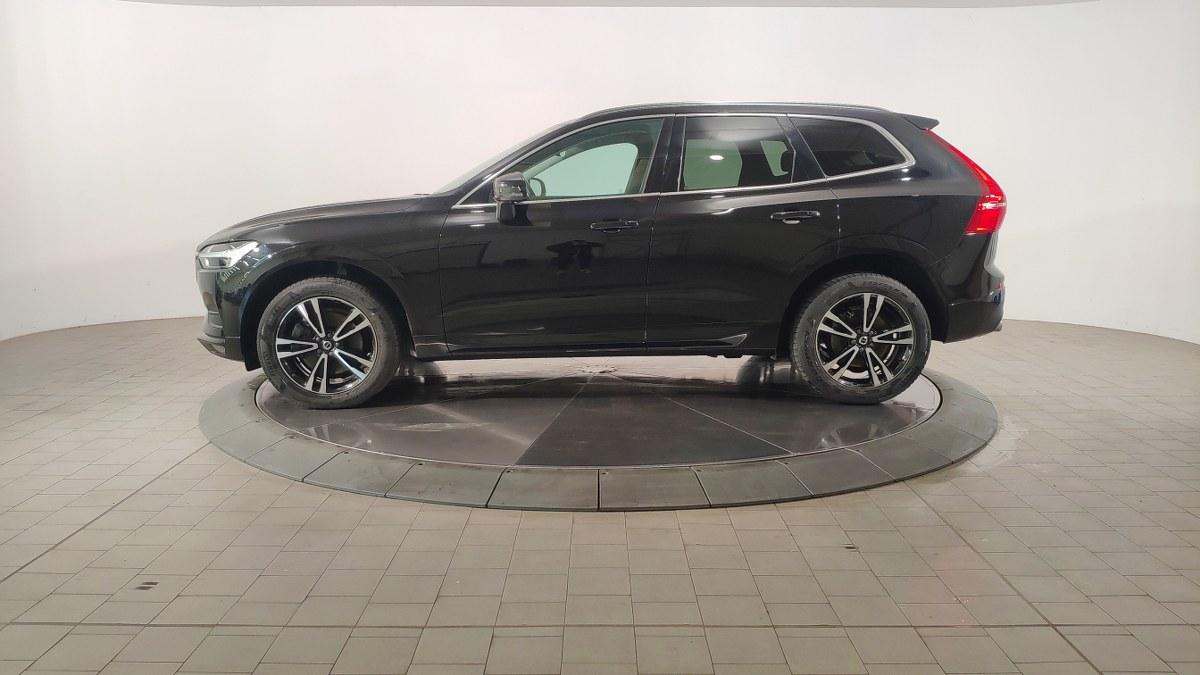 VOLVO Xc60 B4 Mild Hybrid (D) Awd Geartronic Momentum Pro