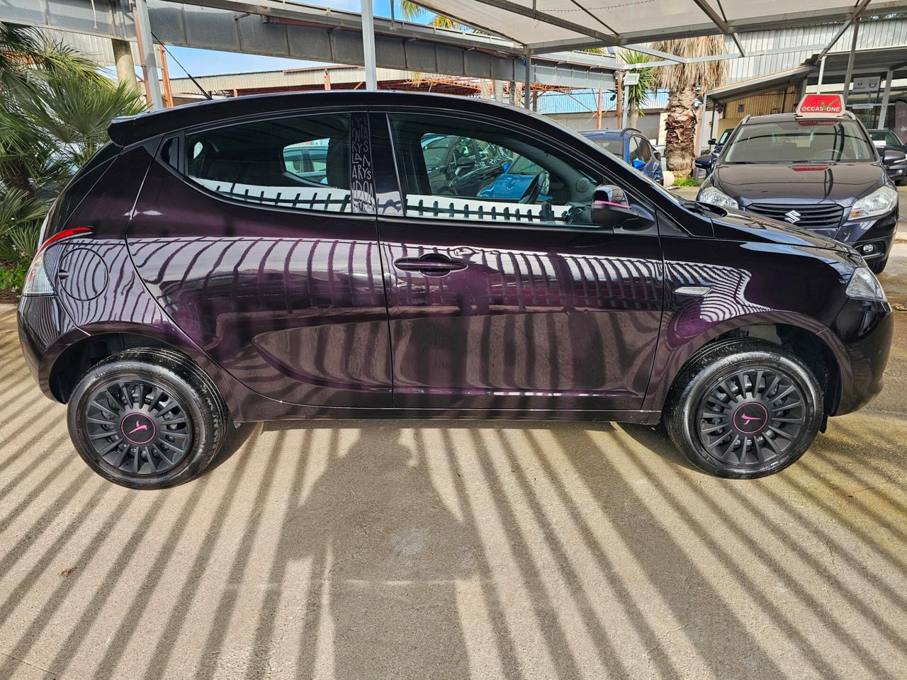 Lancia Ypsilon 5 porte Metano Ecochic Elefantino