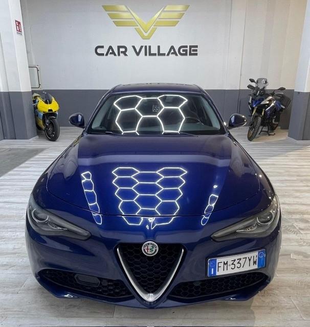 Alfa Romeo Giulia 2.2 Turbodiesel 180 CV AT8 Business Sport Launch Ed.