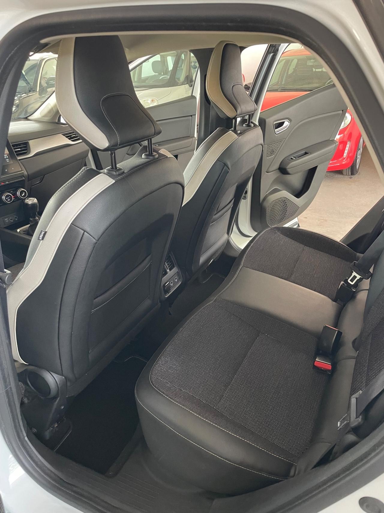 Renault Captur Blue dCi 95 CV Intens Full dal nord Italia bianco perlato