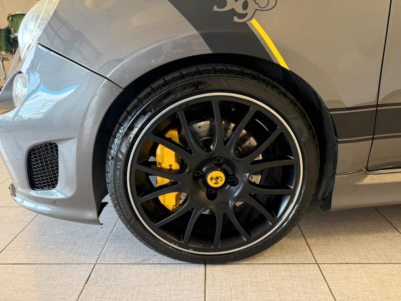 Abarth 595 Competizione C 1.4 TURBO T-JET MTA 180 CV