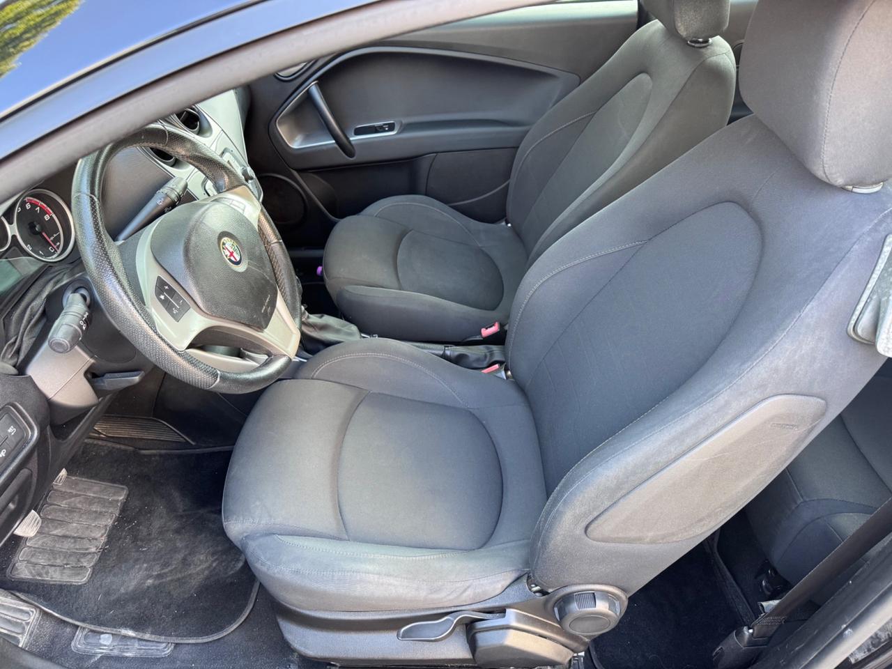 Alfa Romeo MiTo 1.4 70 CV neopaten garanzia 12 mesi
