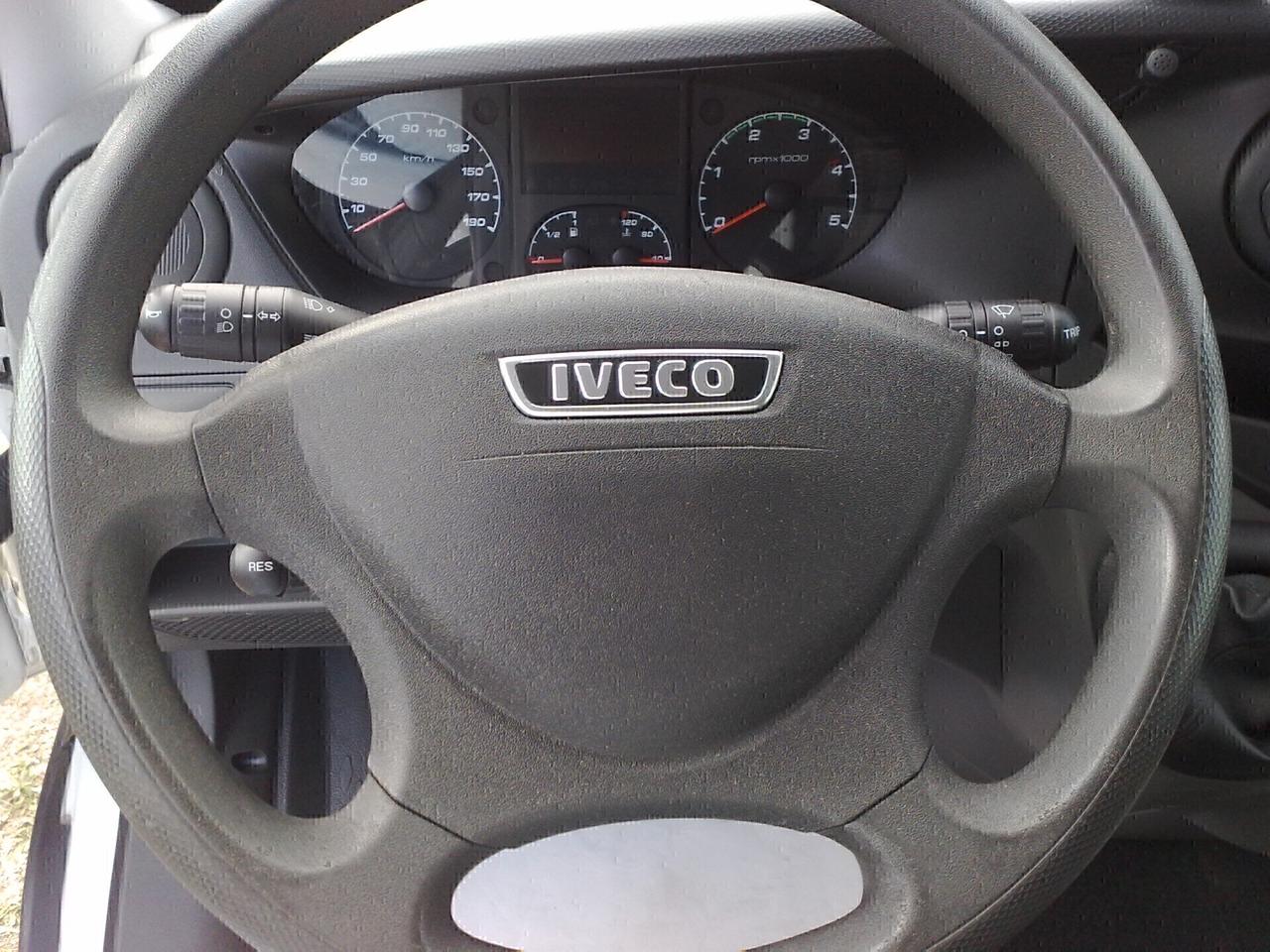 Iveco Daily 35s17 3000cc 170cv Automatico - 2014