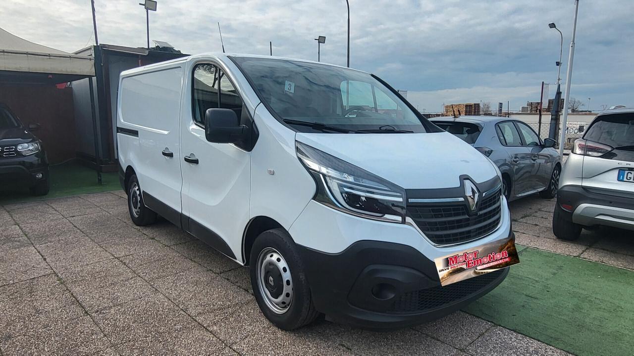 Renault Trafic T27 2.0 DCi 120CV PC-TN
