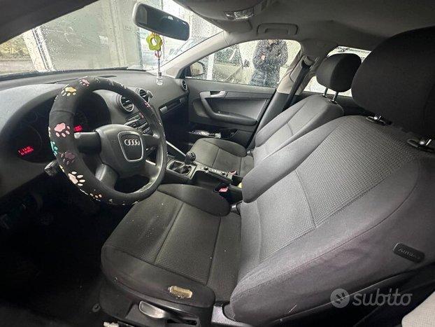 AUDI A3 2 serie A3 SPB 1.9 TDI Ambiente