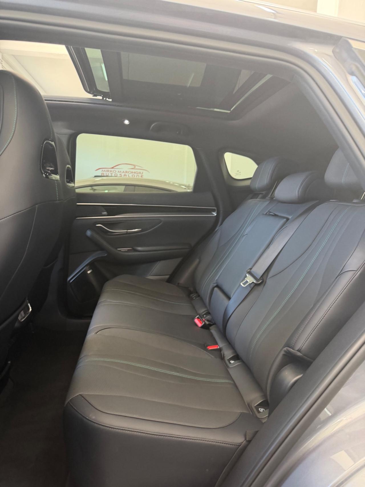 Byd Seal U DM-i 1.5 T 324 CV PHEV Design FINANZIABILE