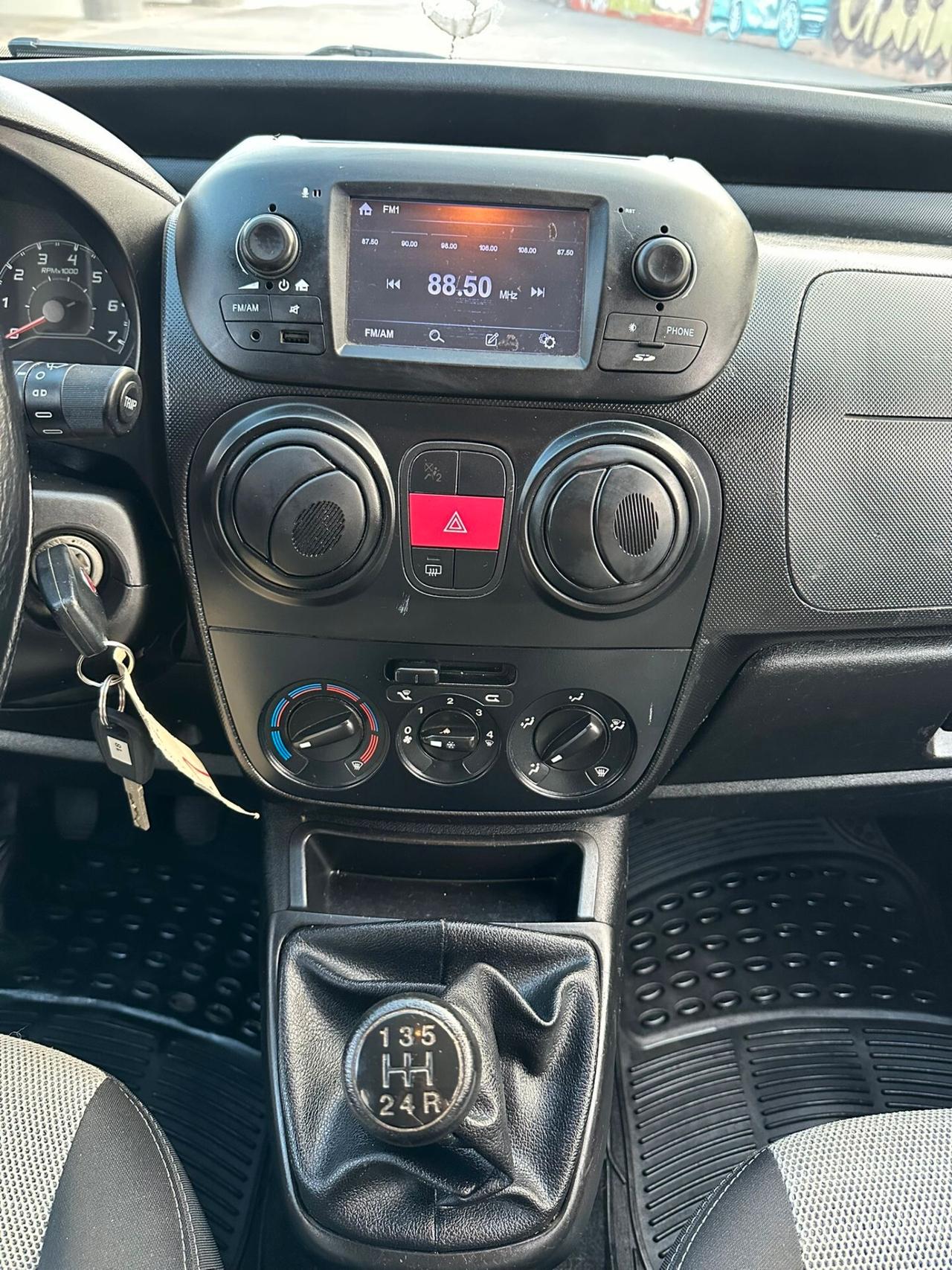 FIAT QUBO CON 4 POSTI E 177.000 KM SUPER PREZZO