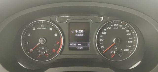 AUDI Q3 40 TFSI quattro S tronic Business Advanced