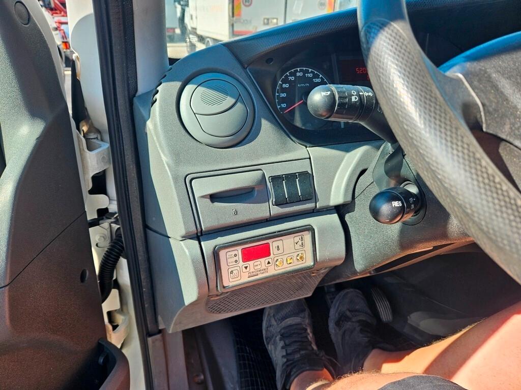 IVECO DAILY 35C15 FRIGO-2013