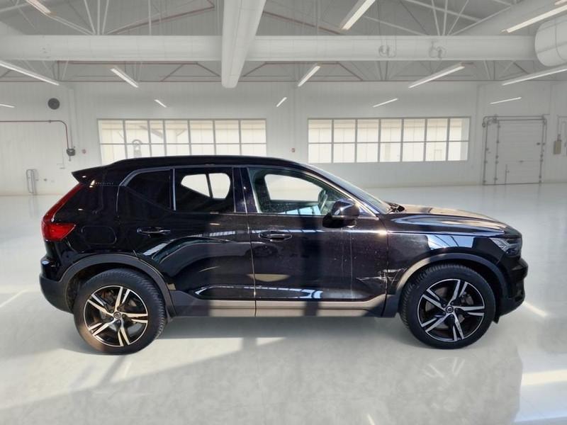 VOLVO XC40 T5 PLUG-IN HYBRID AUTO RECHARGE R-DESIGN SUV