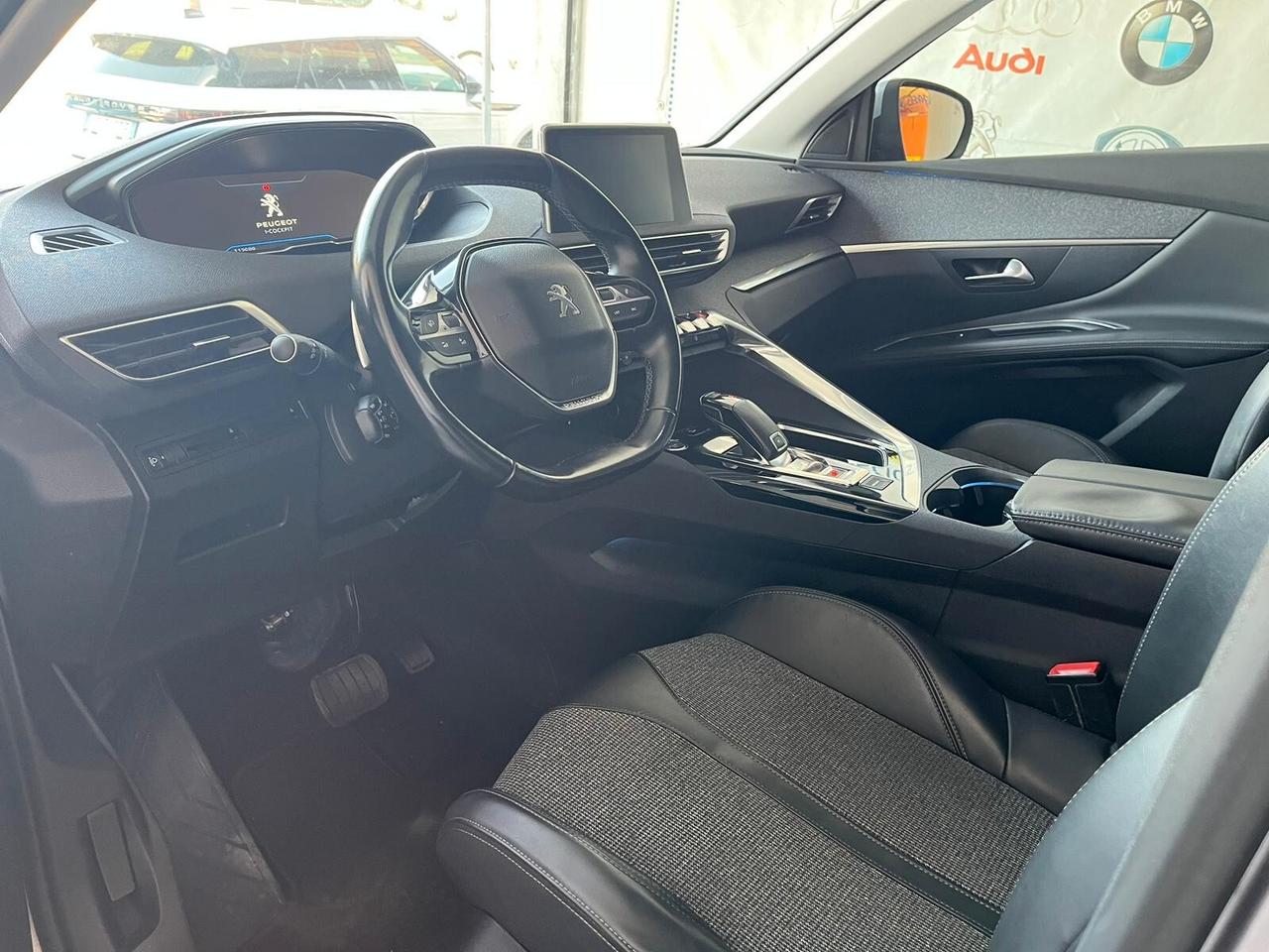 Peugeot 3008 BlueHDi 120 EAT6 Allure