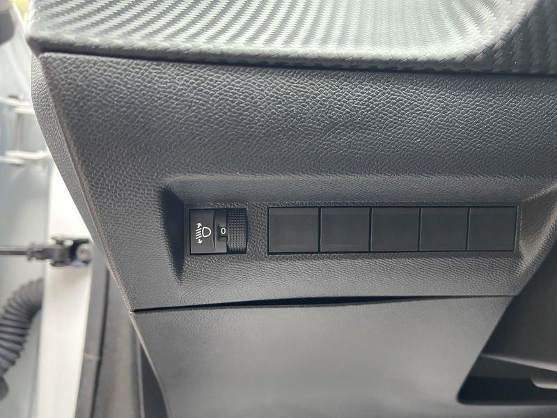 Peugeot 208 1.2 hybrid Allure 110cv e-dcs 6 - AZIENDALE